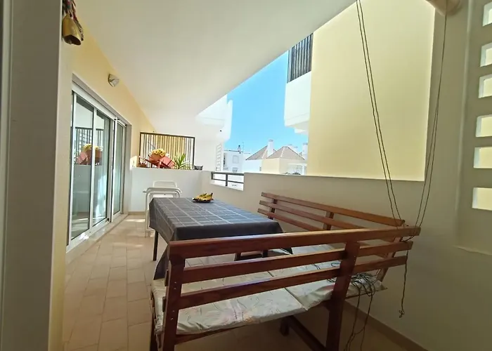 Daire Royal By Amandio Batista *